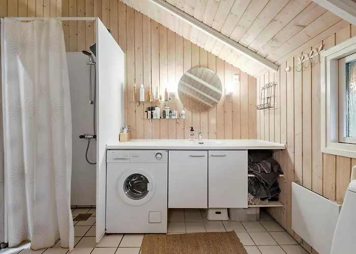 Ferienhaus Gorgeous In With Sauna