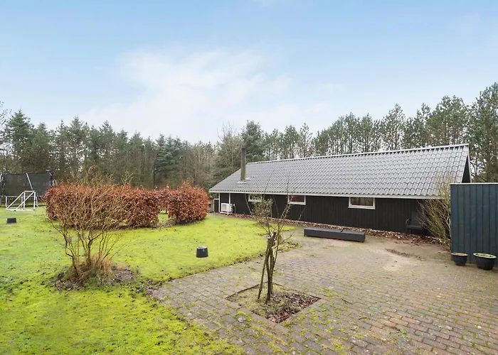 Ferienhaus Gorgeous In With Sauna *